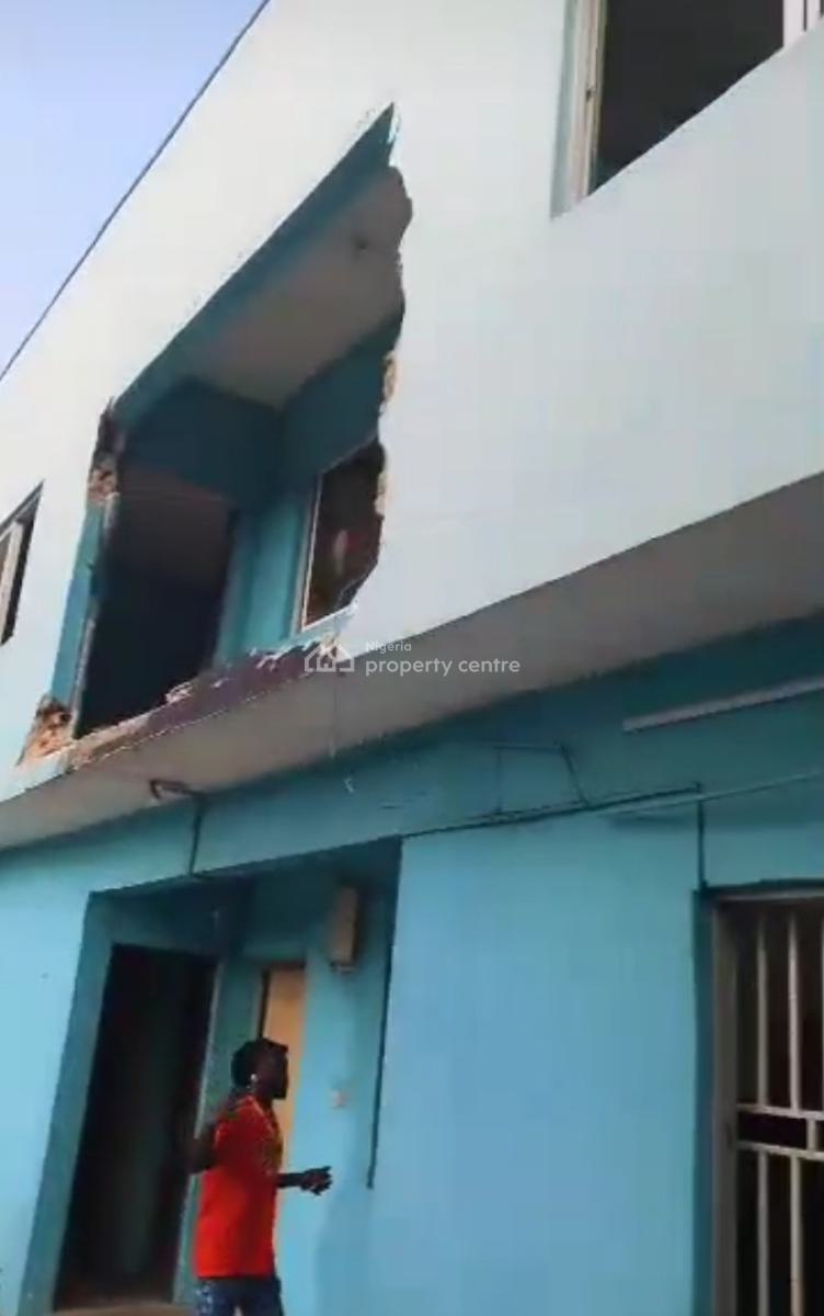 5-bedroom Duplex with 2 Units of Mini Flats Sitting on 1,200sqm, Omole Phase 1, Ikeja, Lagos, Commercial Property for Rent