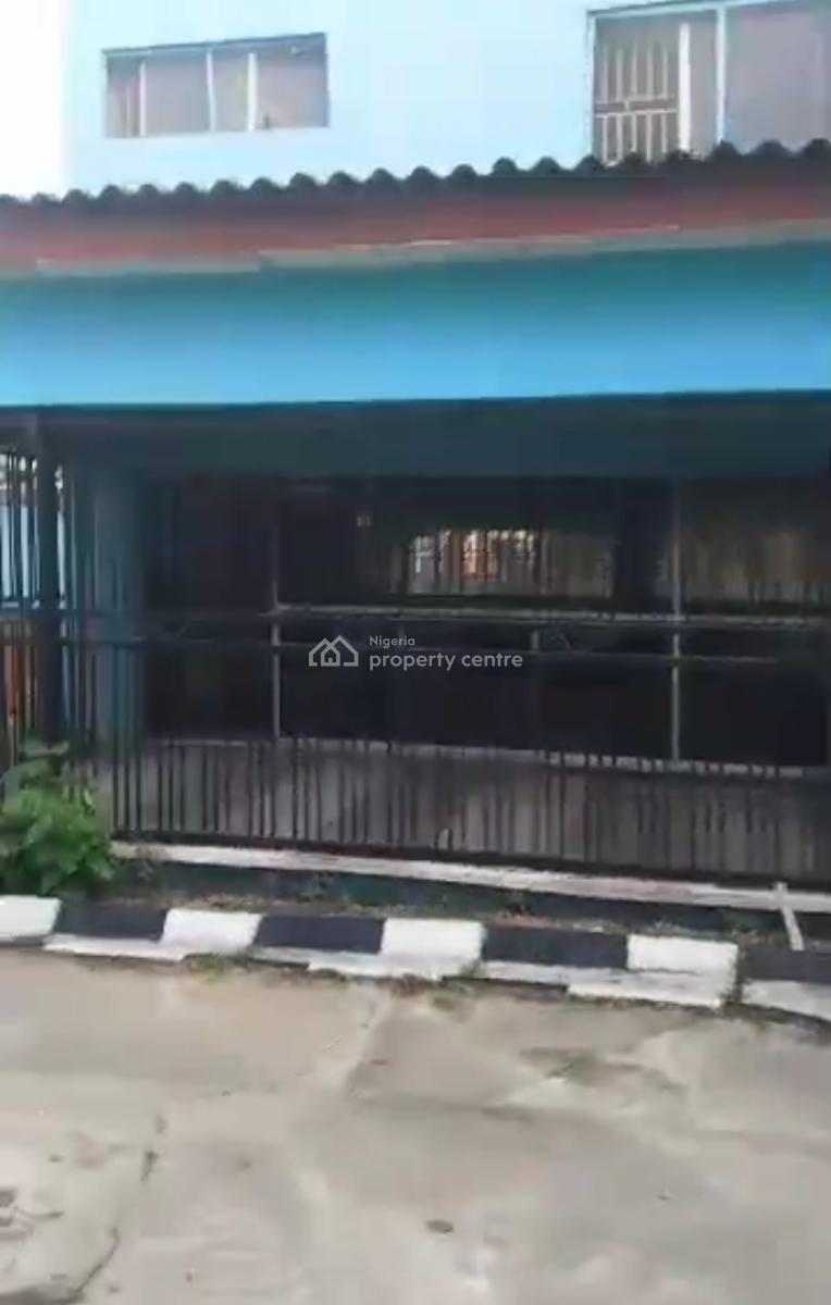 5-bedroom Duplex with 2 Units of Mini Flats Sitting on 1,200sqm, Omole Phase 1, Ikeja, Lagos, Commercial Property for Rent