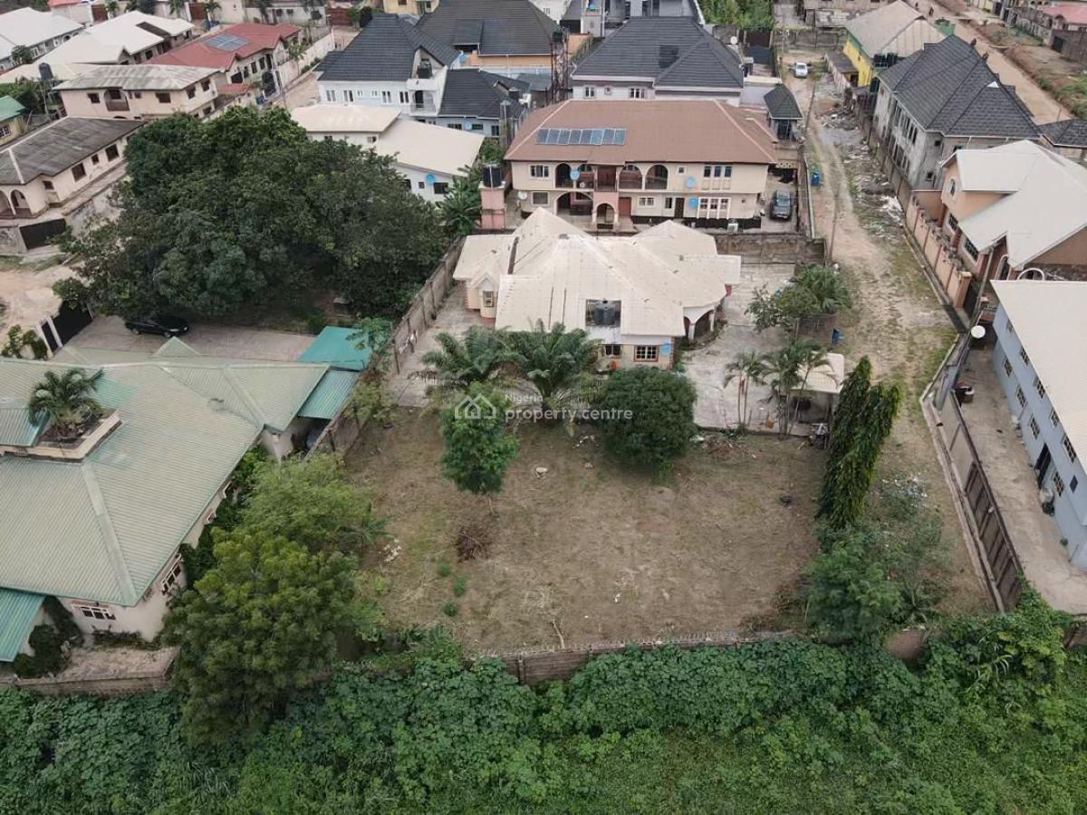 864sqm of Land in a Gated Gra Facing Tarred Road, Alagbaka Gra, Akure, Ondo, Residential Land for Sale