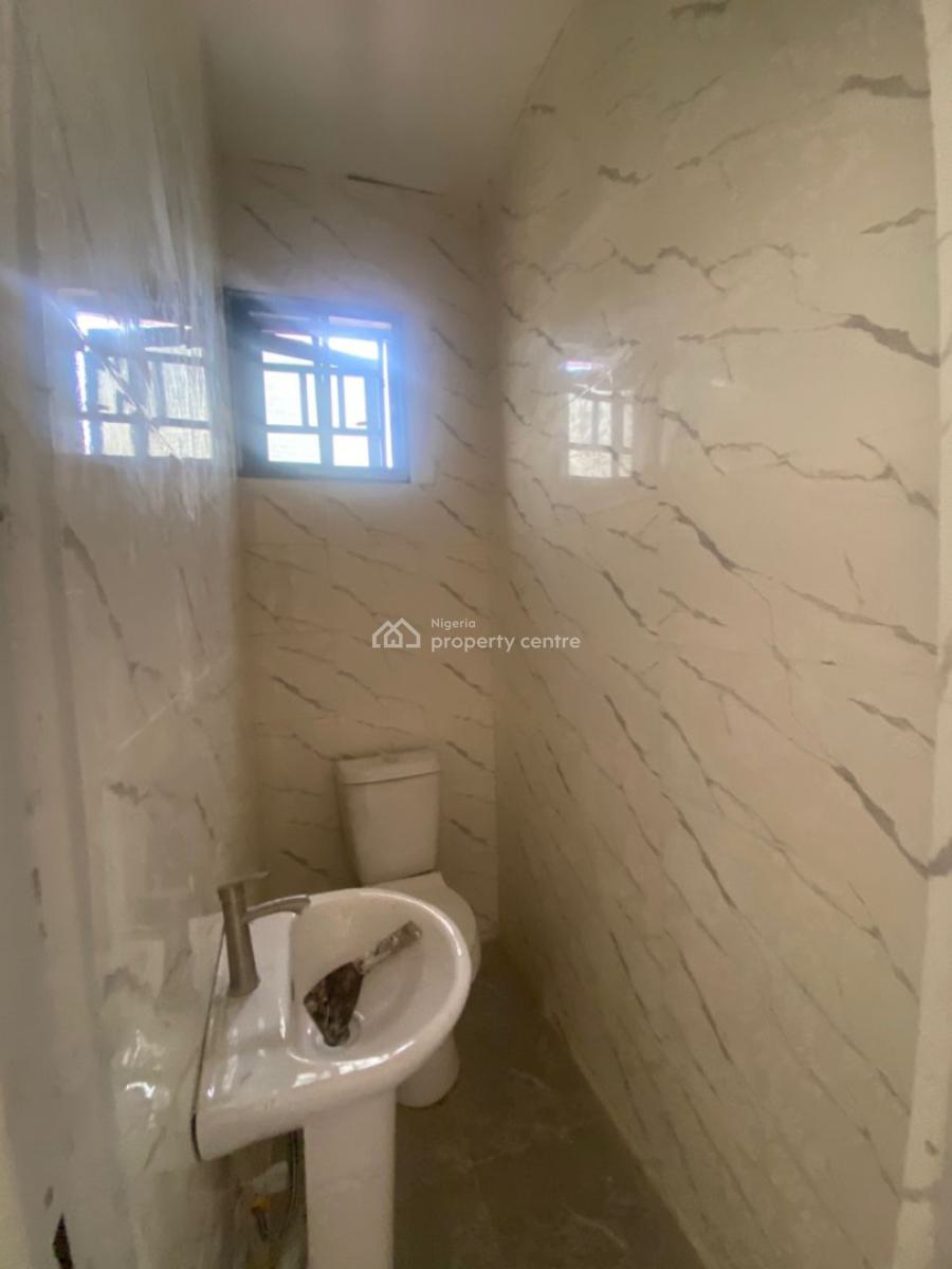 Luxury and Excellent 2 Bedrooms Self Staircase, Hopevile Estate, Sangotedo, Ajah, Lagos, House for Rent