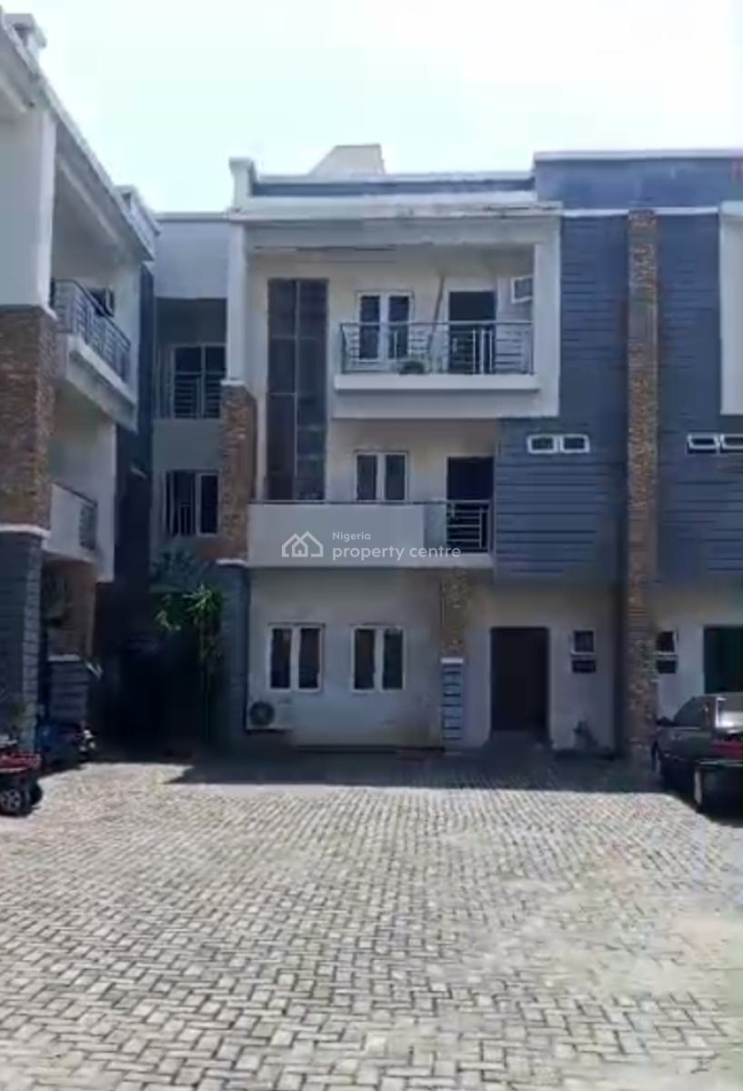 4 Bedroom Terrace House, Guzape Main, Close to Yoruba  Mosque, Guzape District, Abuja, Terraced Duplex for Sale