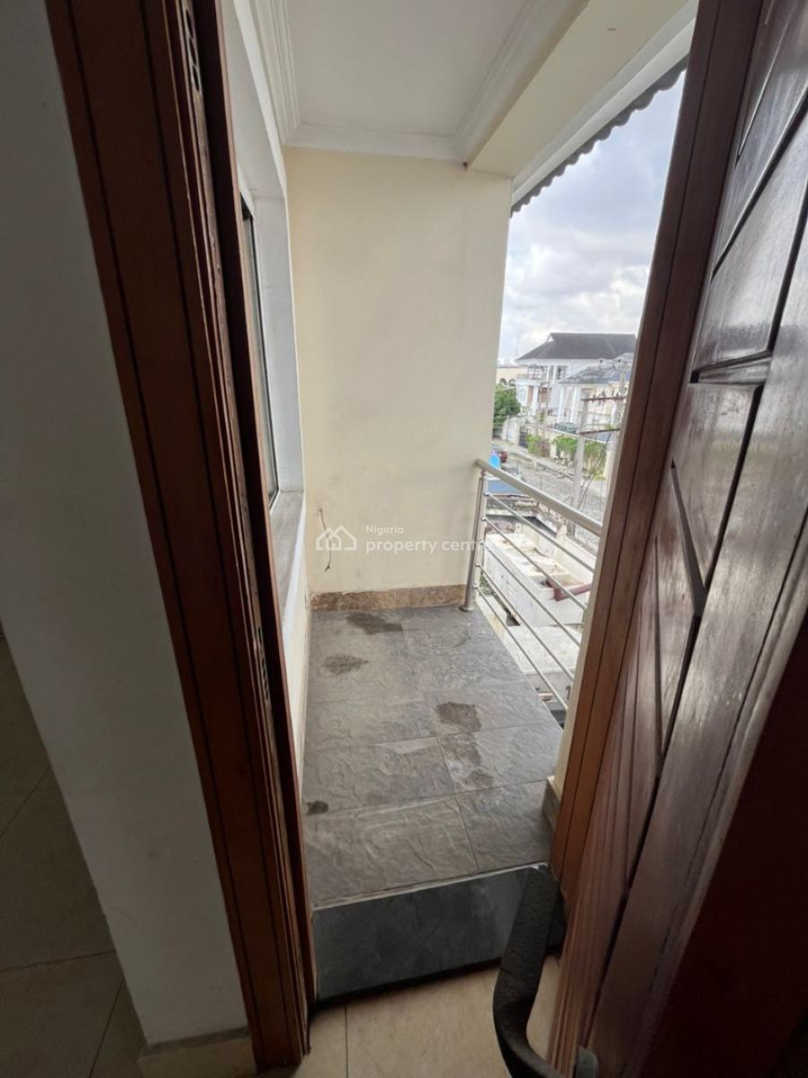 a One 1 Bedroom Apartment Or Miniflat with Balcony, Off Admiralty Way, Lekki Phase 1, Lekki, Lagos, Mini Flat (room and Parlour) for Rent