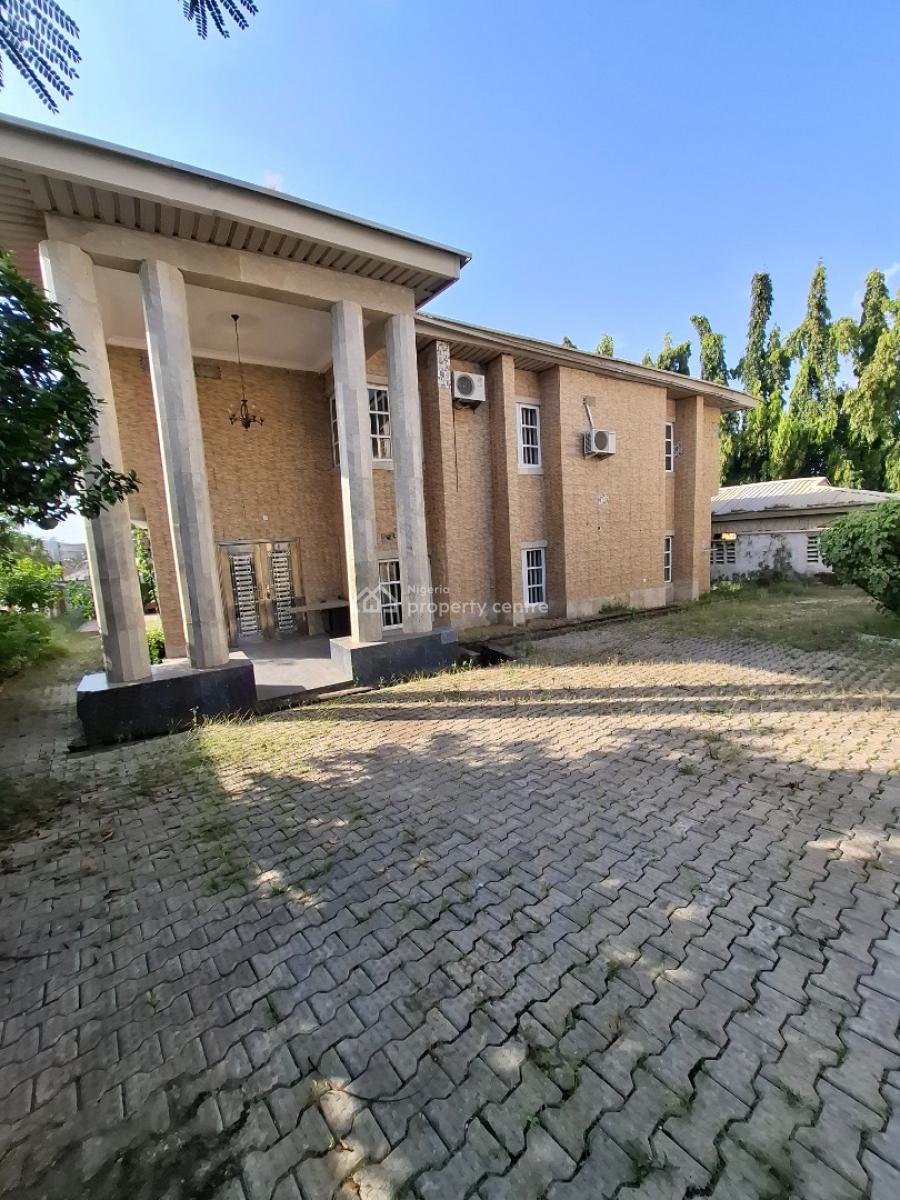 Standard Five Bedroom with Three Rooms Bq, Maitama District, Abuja, Detached Duplex for Rent