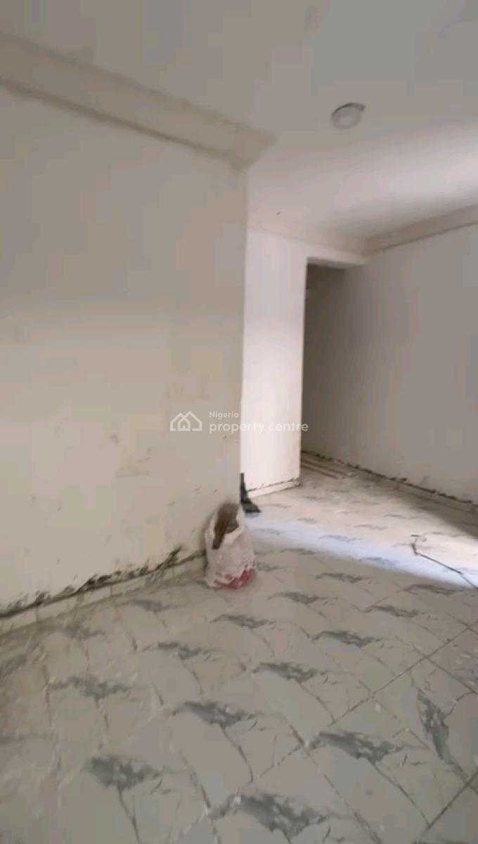 Standard and Spacious Room Self Contain, Palmgrove, Shomolu, Lagos, Self Contain (single Rooms) for Rent