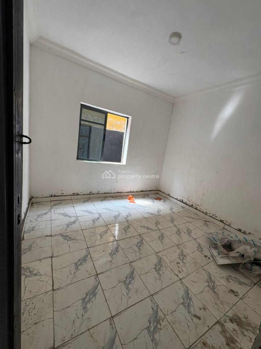 Standard and Newly Built Mini Flat, Palmgrove, Shomolu, Lagos, Mini Flat (room and Parlour) for Rent