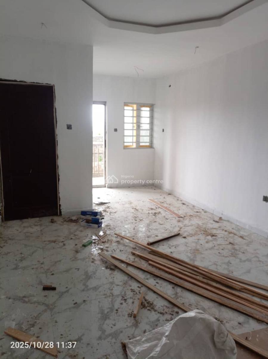 Cheap 2bedrooms Apartment in a Serene Location, Ologolo, Lekki, Lagos, Opposite Osapa, Ologolo, Lekki, Lagos, Flat / Apartment for Sale