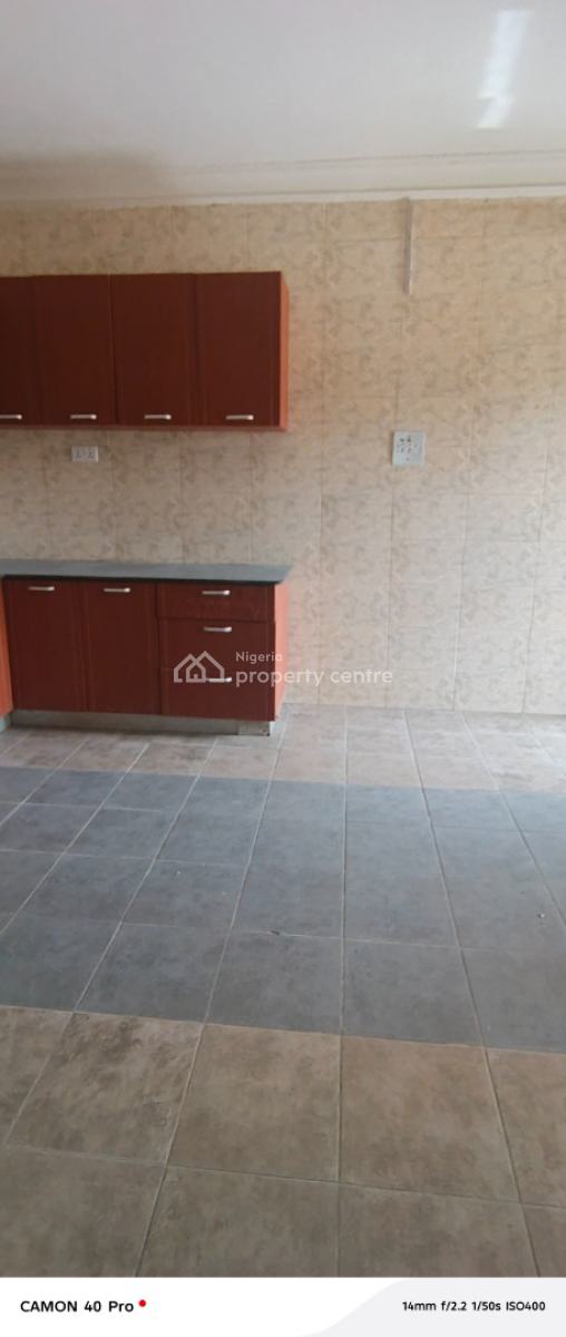 Self Service 3 Bedroom Flat in Ikota, Lekki County Road, Ikota, Lekki, Lagos, Flat / Apartment for Rent