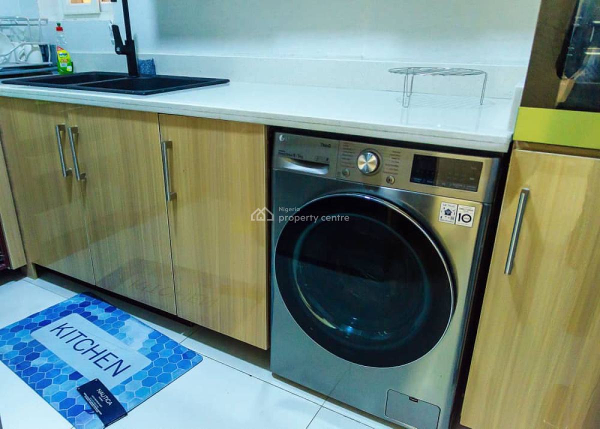 Stylishly Furnished One Bedroom)  Available From 4th of November, Lekki Phase 1, Lekki, Lagos, Flat / Apartment Short Let