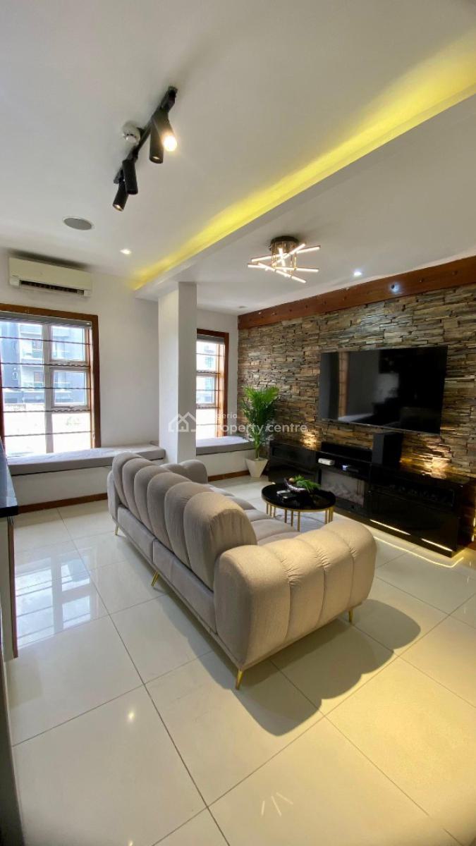 Luxury 1 Bedroom Waterfront Apartment with Snooker Board, Swimming, Lekki Phase 1, Lekki, Lagos, Flat / Apartment Short Let