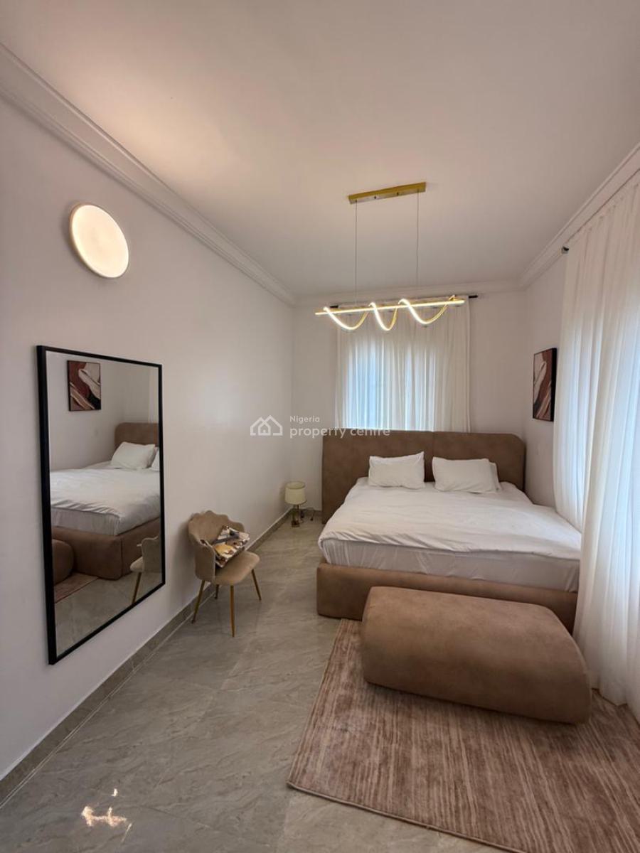 Luxury 1 Bedroom Waterfront Apartment with Snooker Board, Swimming, Lekki Phase 1, Lekki, Lagos, Flat / Apartment Short Let