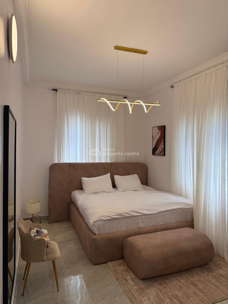 Luxury 1 Bedroom Waterfront Apartment with Snooker Board, Swimming, Lekki Phase 1, Lekki, Lagos, Flat / Apartment Short Let