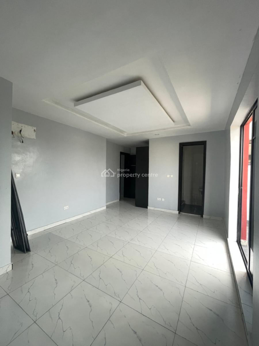 a 2 Bedroom Flat, Ologolo, Lekki, Lagos, Block of Flats for Sale