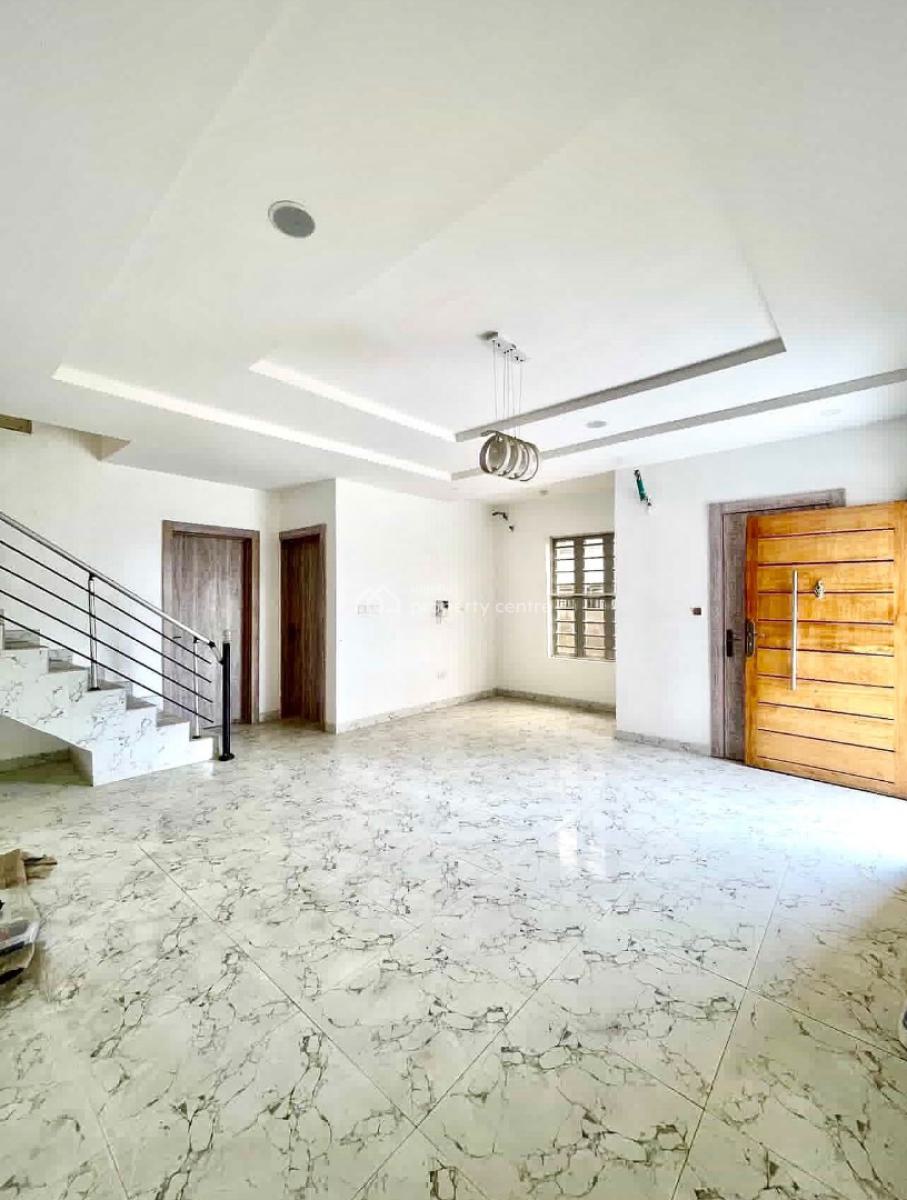 Well Built 4bedroom Detached House +bq Now Available, Orchid Road, Lekki, Lagos, Detached Duplex for Rent