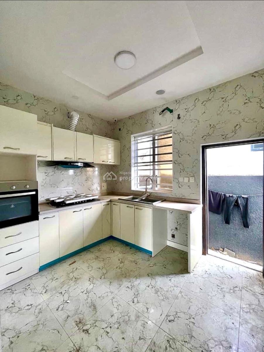 Well Built 4bedroom Detached House +bq Now Available, Orchid Road, Lekki, Lagos, Detached Duplex for Rent