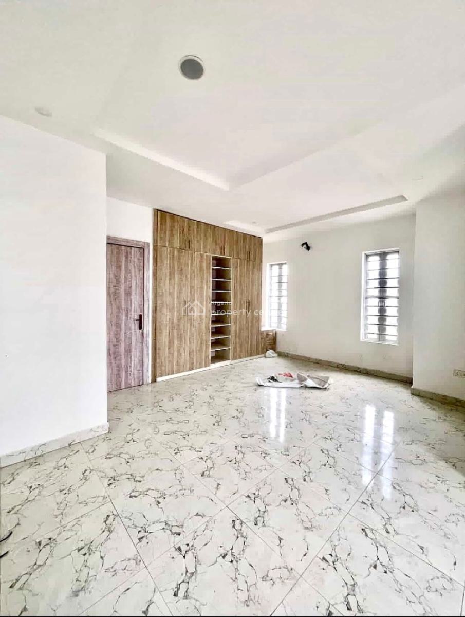 Well Built 4bedroom Detached House +bq Now Available, Orchid Road, Lekki, Lagos, Detached Duplex for Rent