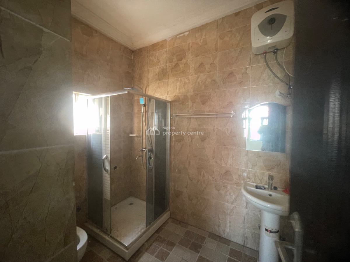 Luxury Spacious Three Bedroom Flat, Life Camp Abuja, Life Camp, Abuja, Flat / Apartment for Rent
