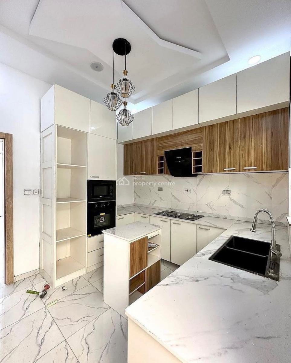 Well Built 4bedroom Detached House, Orchid Road, Lagos, Lekki, Lagos, Detached Duplex for Rent