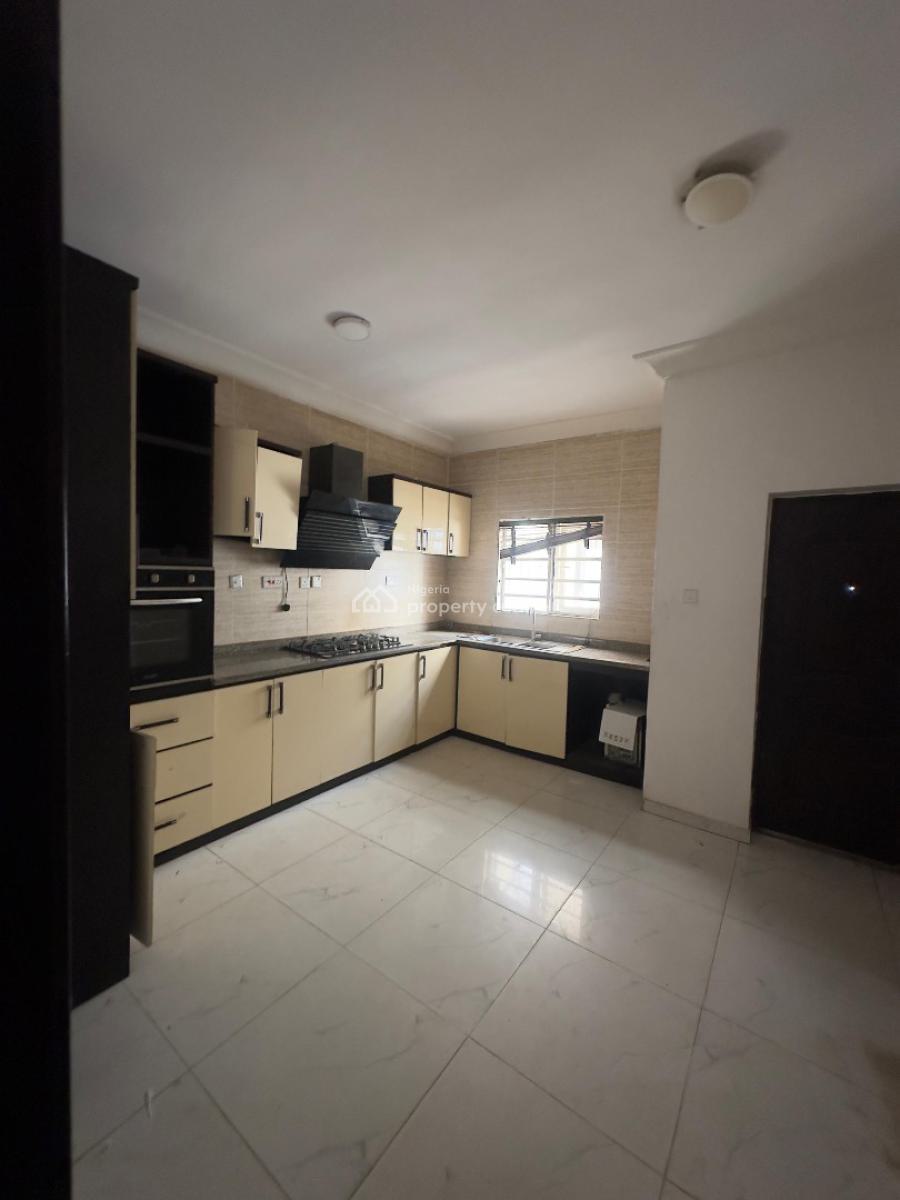 Neatly Built 3bedroom Apartment in Ikate, Ikate ,lekki ,lagos ,nigeria, Ikate, Lekki, Lagos, Flat / Apartment for Sale