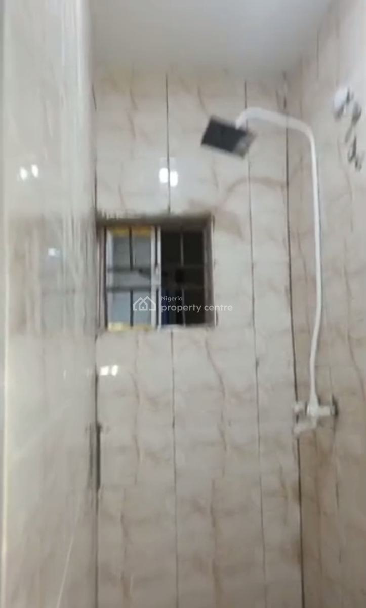 Very Decent, Spacious, Standard, Nice, Neatly Used 2 Bedroom Flat, Ogunmokun, Mushin, Lagos, Flat / Apartment for Rent