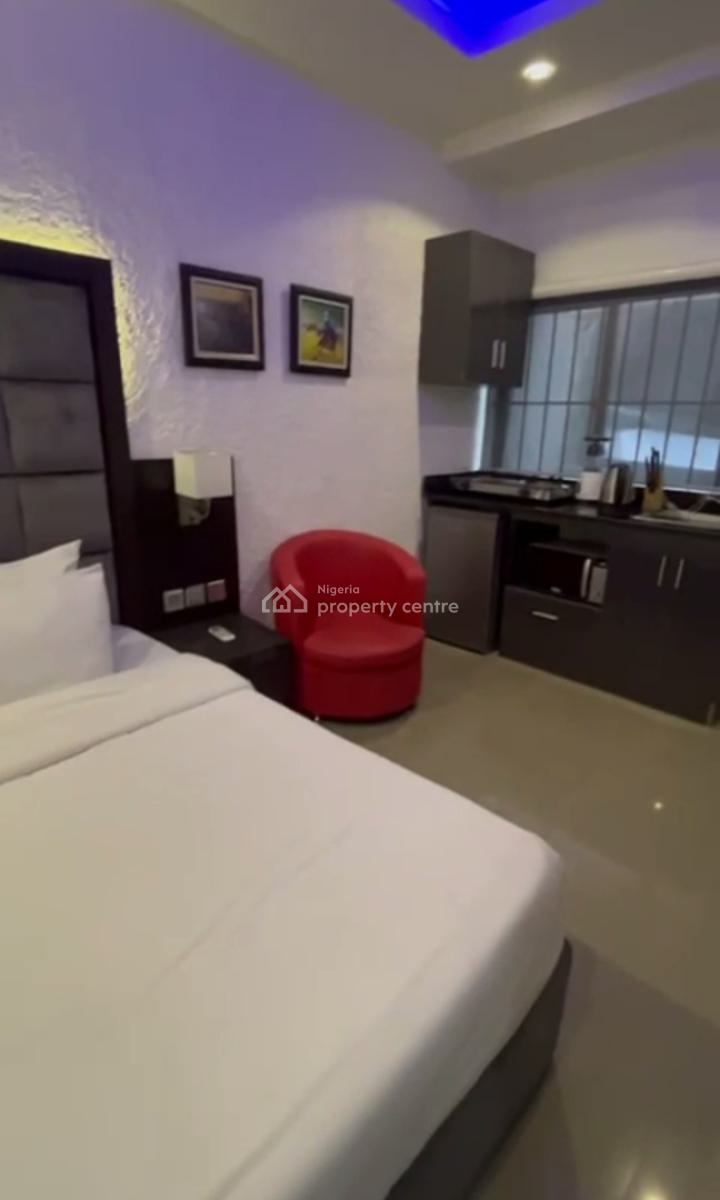 Fully Furnished Studio Apartment with Open-plan Kitchen, Victoria Island (vi), Lagos, Self Contain (single Rooms) for Rent
