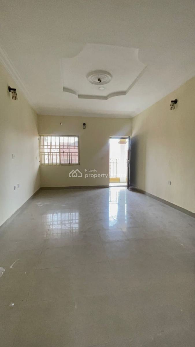 Standard 1 Bedroom Flat with Steady Light, Elisha Close Off G U Akeh Road Eliozu, Eliozu, Port Harcourt, Rivers, Flat / Apartment for Rent