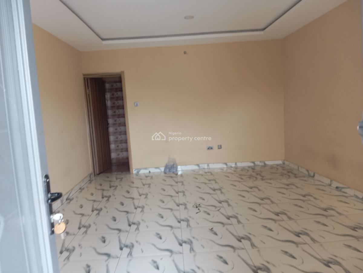 Clean 2 Bedroom Flat, Afolabi Street Off Adisa Balogun By Alapere-ogudu Link, Alapere, Ketu, Lagos, Flat / Apartment for Rent