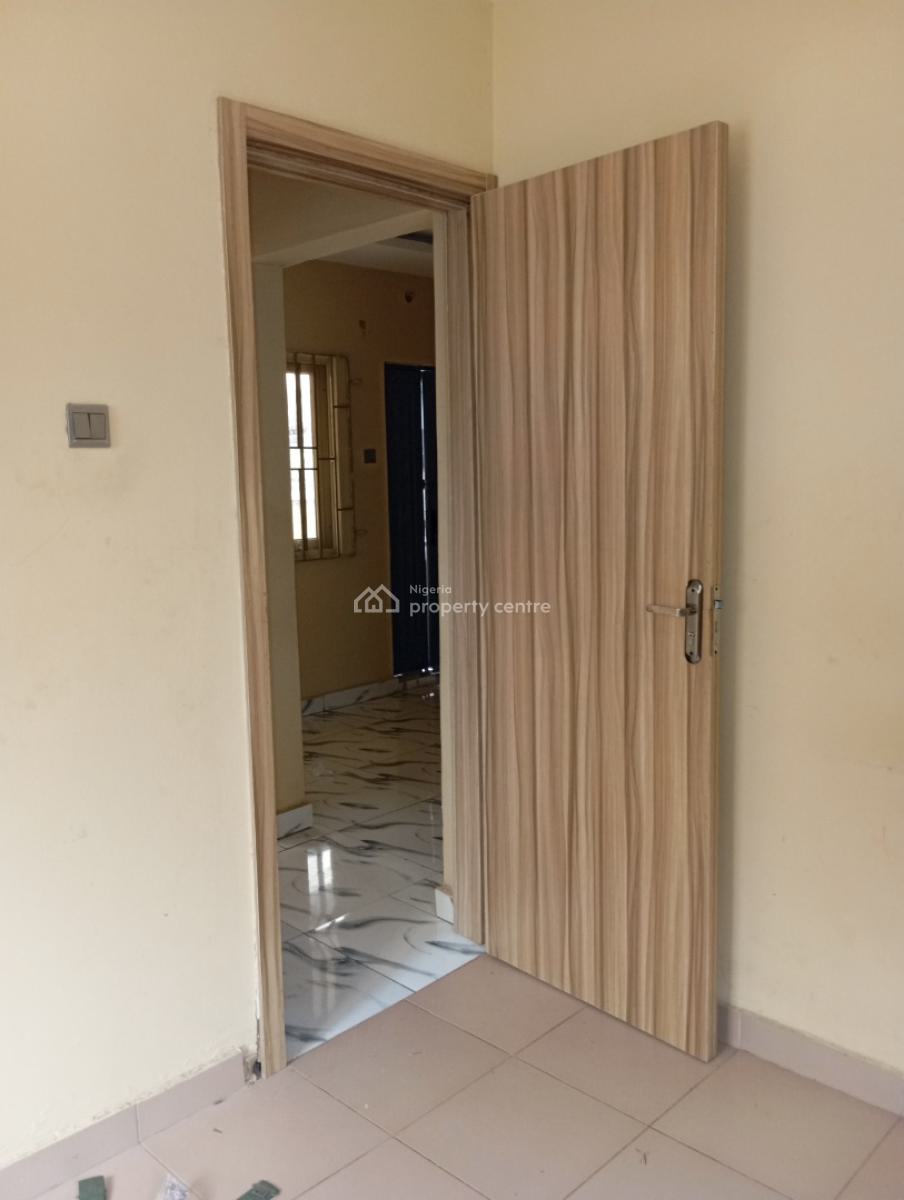 Clean 2 Bedroom Flat, Afolabi Street Off Adisa Balogun By Alapere-ogudu Link, Alapere, Ketu, Lagos, Flat / Apartment for Rent