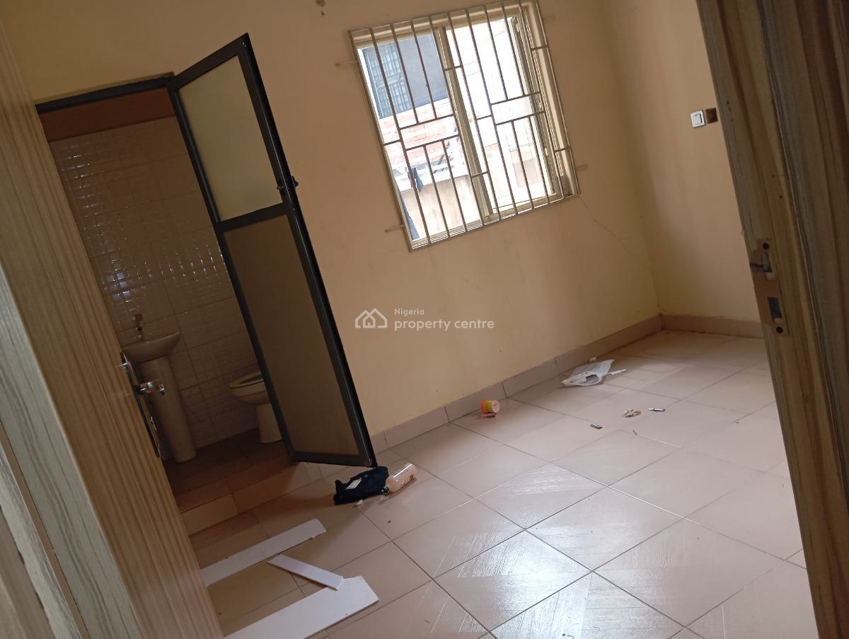 Clean 2 Bedroom Flat, Afolabi Street Off Adisa Balogun By Alapere-ogudu Link, Alapere, Ketu, Lagos, Flat / Apartment for Rent