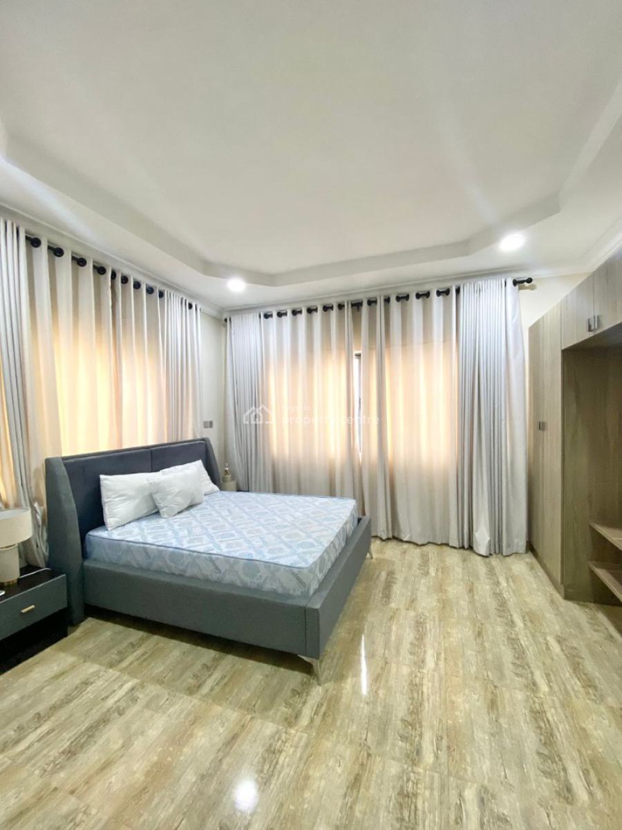 Standard Furnished and Serviced Two Bedroom Apartment with a Bq, Guzape District, Abuja, Flat / Apartment for Rent