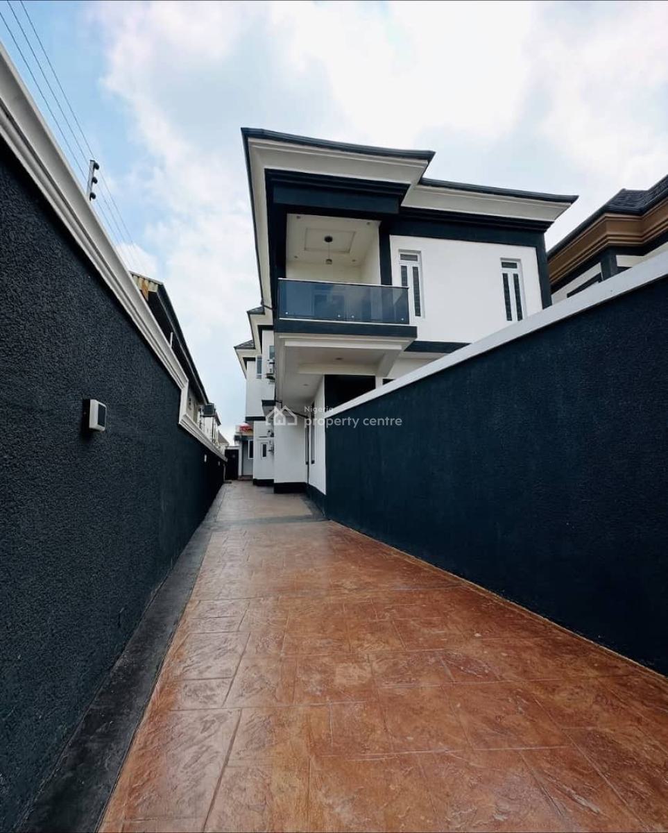 Exquisite 3 Bedroom Semi Detached Duplex with Bq in Elite Estate, Omole Phase 2, Ikeja, Lagos, Semi-detached Duplex for Sale