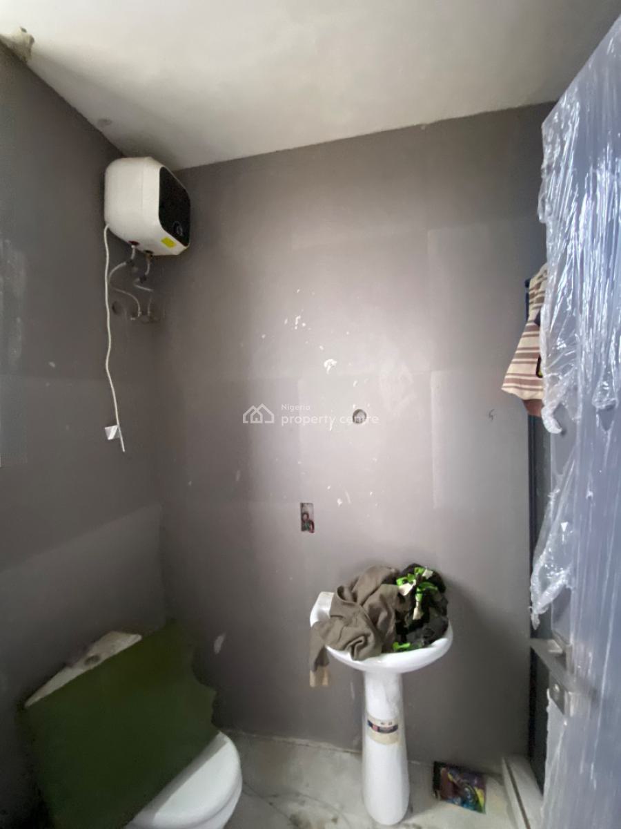 Lovely 3 Bedroom Apartment in a Secured Estate, Ikate, Ikate, Lekki, Lagos, Flat / Apartment for Sale