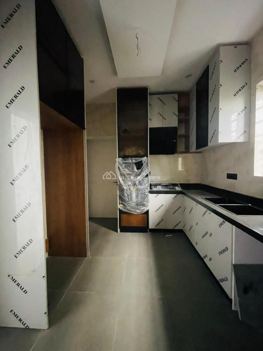Luxurious 4 Bedroom Semi Detached Duplex with Bq, Magodo, Gra Phase 1, Magodo, Lagos, Semi-detached Duplex for Sale