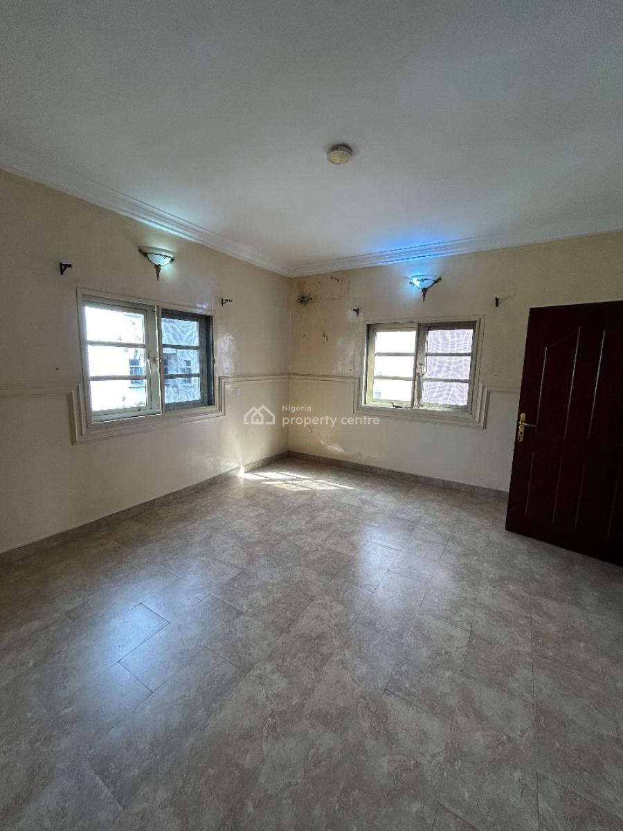 a Well Maintained 3 Bedroom Apartment with a Room Bq, Osapa, Lekki, Lagos, Flat / Apartment for Rent