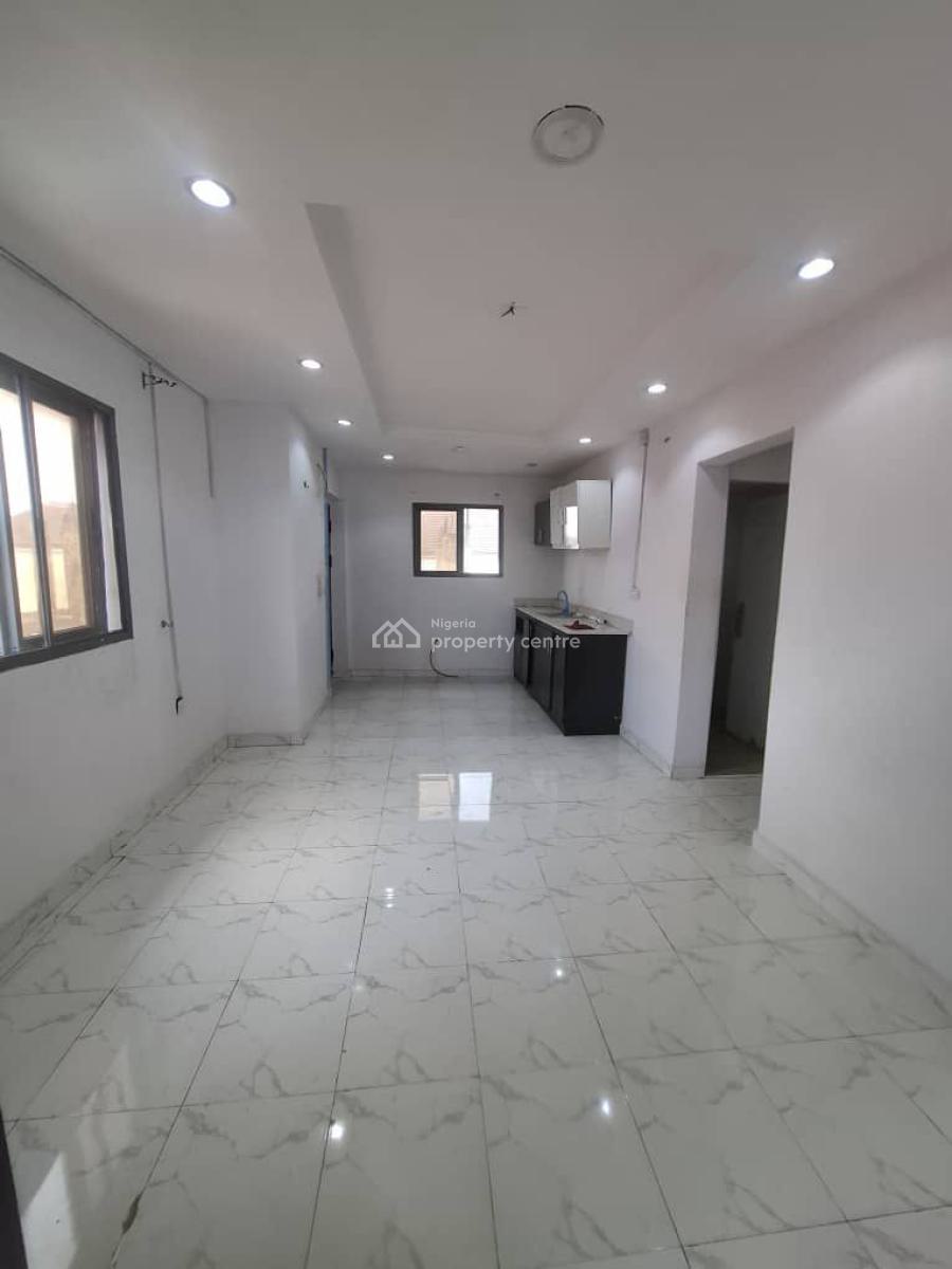 Clean Miniflat Available, Osapa London Garden Estate, Lekki, Lagos, Mini Flat (room and Parlour) for Rent