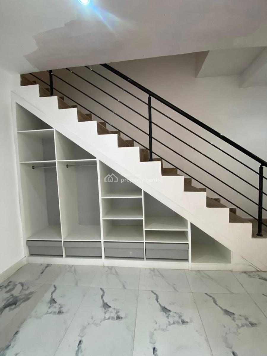 Tastefully Furnished 5 Bedroom Fully Detached with Bq., Chevron, Lekki, Lagos, Detached Duplex for Sale