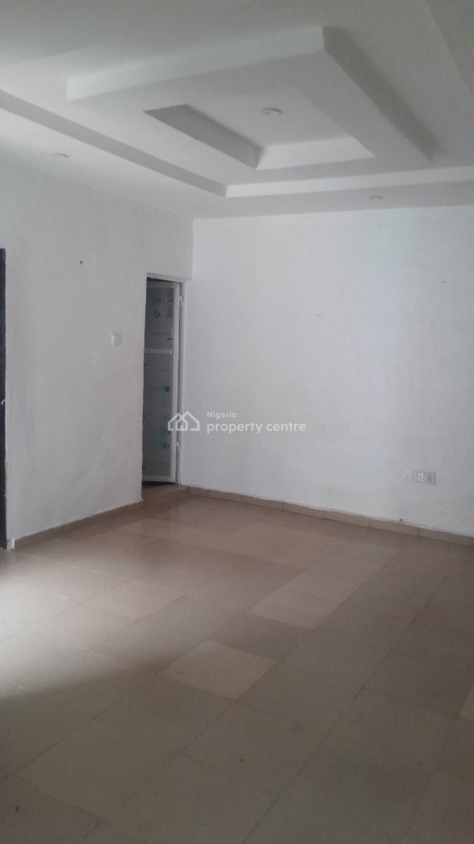 Nearly Used 2-bedroom Flats, Oreyo Area, Ikorodu, Lagos, Mini Flat (room and Parlour) for Rent
