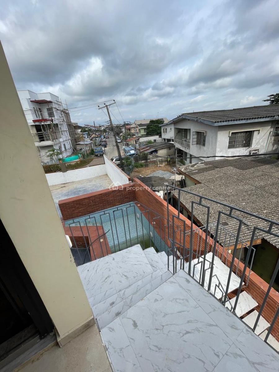 5 Bedroom Fully Detached Duplex with a Bq, in a Secured Estate, Maryland, Lagos, Detached Duplex for Sale