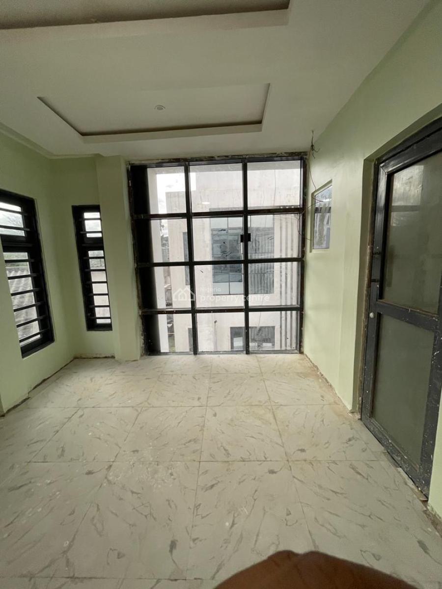 5 Bedroom Fully Detached Duplex with a Bq, in a Secured Estate, Maryland, Lagos, Detached Duplex for Sale