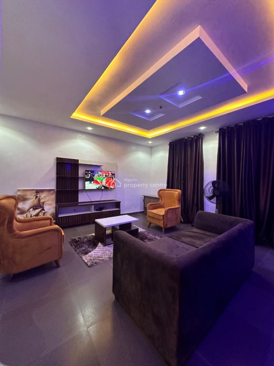 Lovely 3 Bedroom Apartment, Surulere, Lagos, Flat / Apartment Short Let