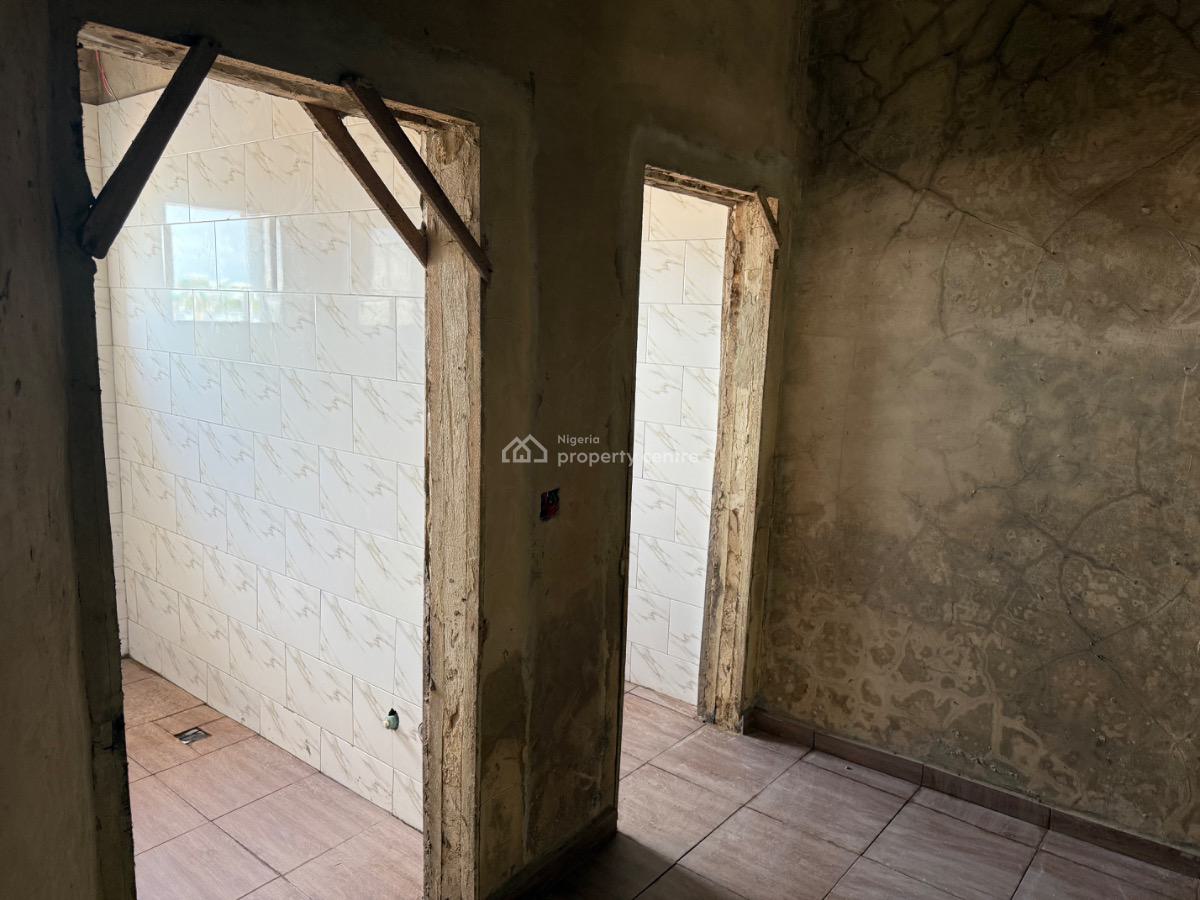 Large Commercial Property Suitable for Any Purpose, Fola Osibo Road, Lekki Phase 1, Lekki, Lagos, Plaza / Complex / Mall for Rent