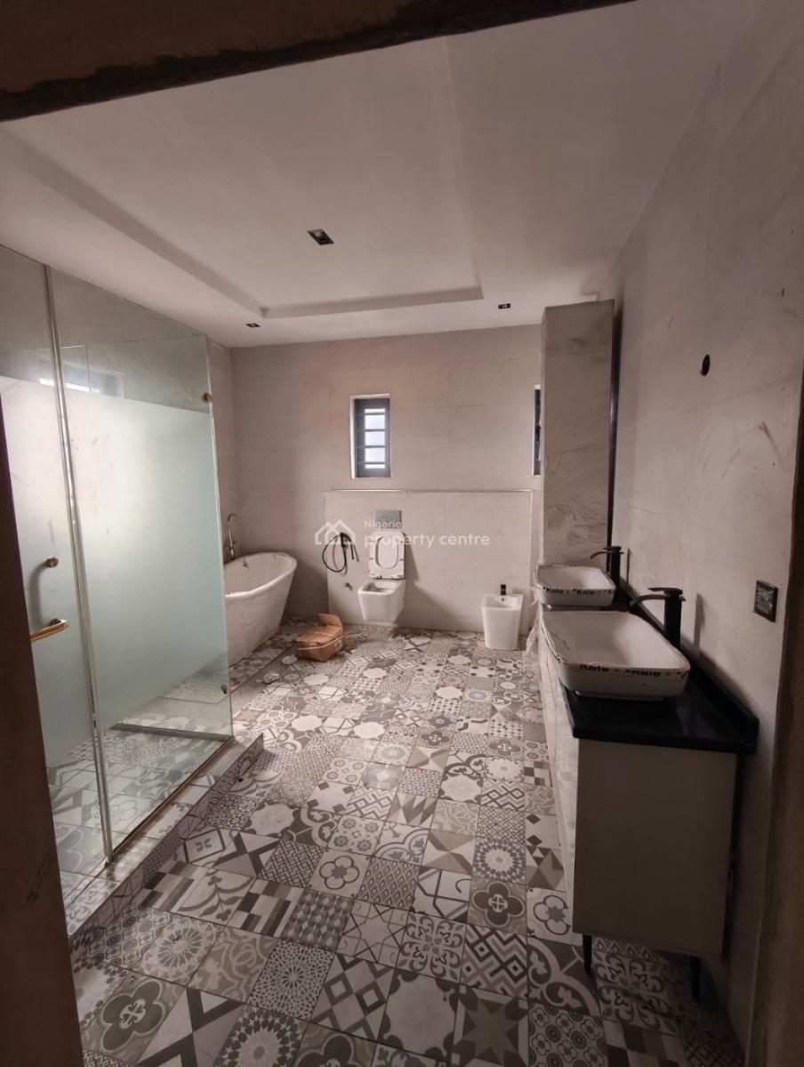 5 Bedroom Fully Detached Duplexes with Bq , Magodo Phase 2, 4 Bedroom Fully Detached in a Well Serene Environment, Magodo Phase 2, Gra Phase 2, Magodo, Lagos, Detached Duplex for Sale