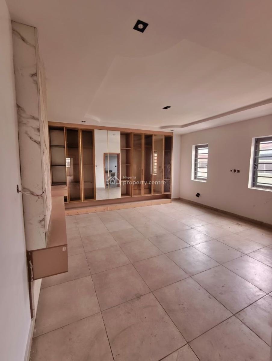 5 Bedroom Fully Detached Duplexes with Bq , Magodo Phase 2, 4 Bedroom Fully Detached in a Well Serene Environment, Magodo Phase 2, Gra Phase 2, Magodo, Lagos, Detached Duplex for Sale