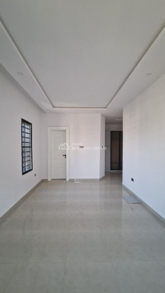 5 Bedroom Duplex with a Room, Parlor Self Contain Bq, Kolapo Ishola Gra, Akobo, Ibadan, Oyo, Detached Duplex for Sale