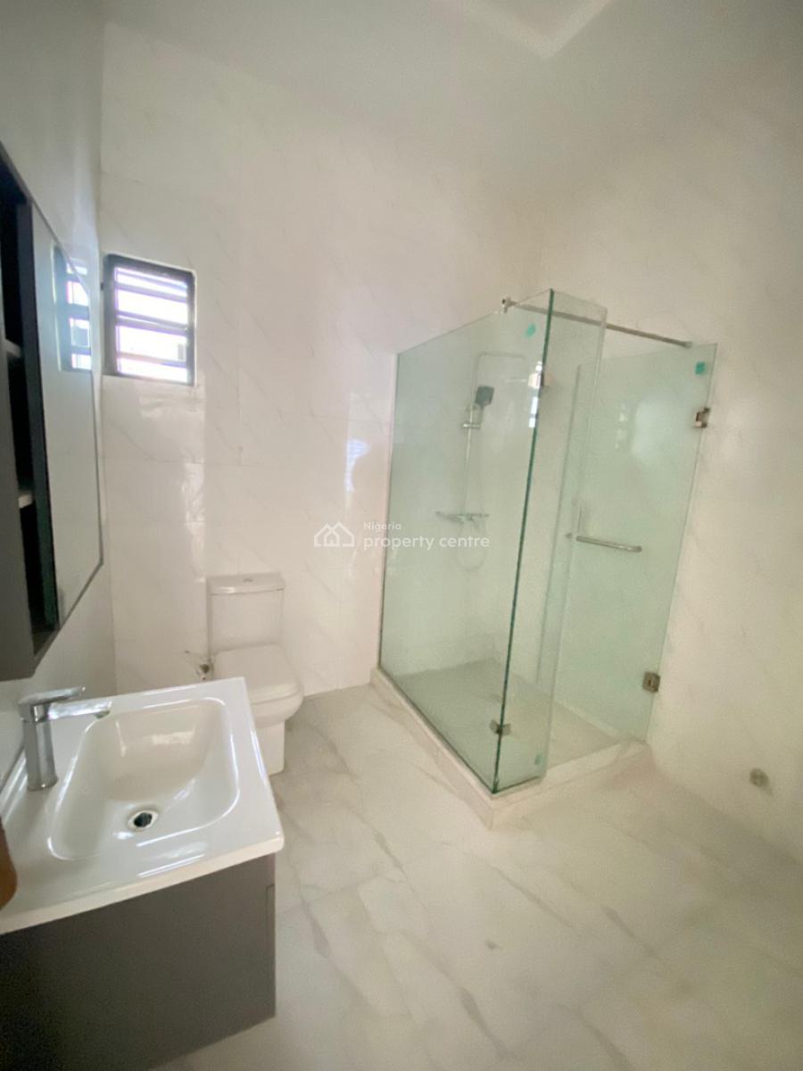 a Tastefully Designed 5 Bedroom Semidetached Duplex with Bq., Ologolo, Lekki, Lagos, Semi-detached Duplex for Sale