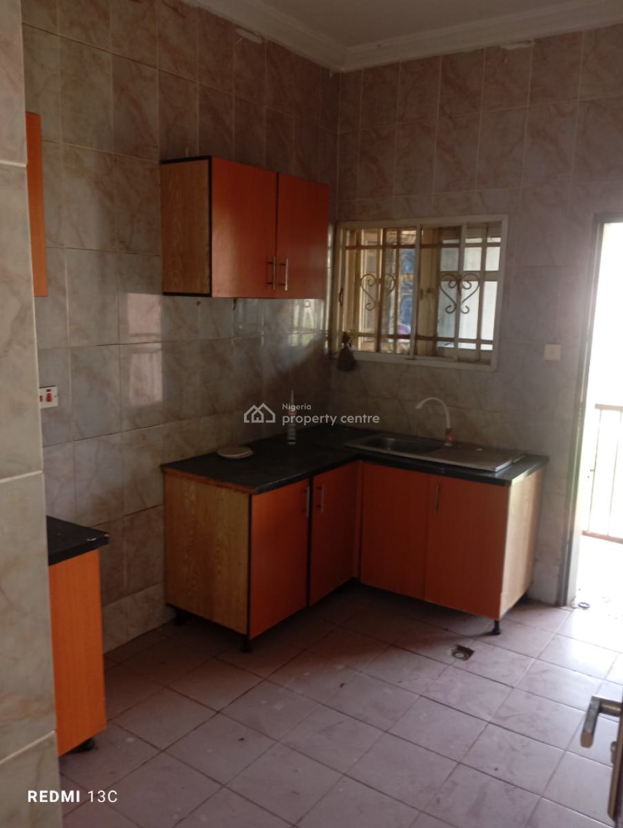 a Spacious Massive 2 Bedroom, News Engineering Extension Road, Dawaki, Gwarinpa, Abuja, Flat / Apartment for Rent