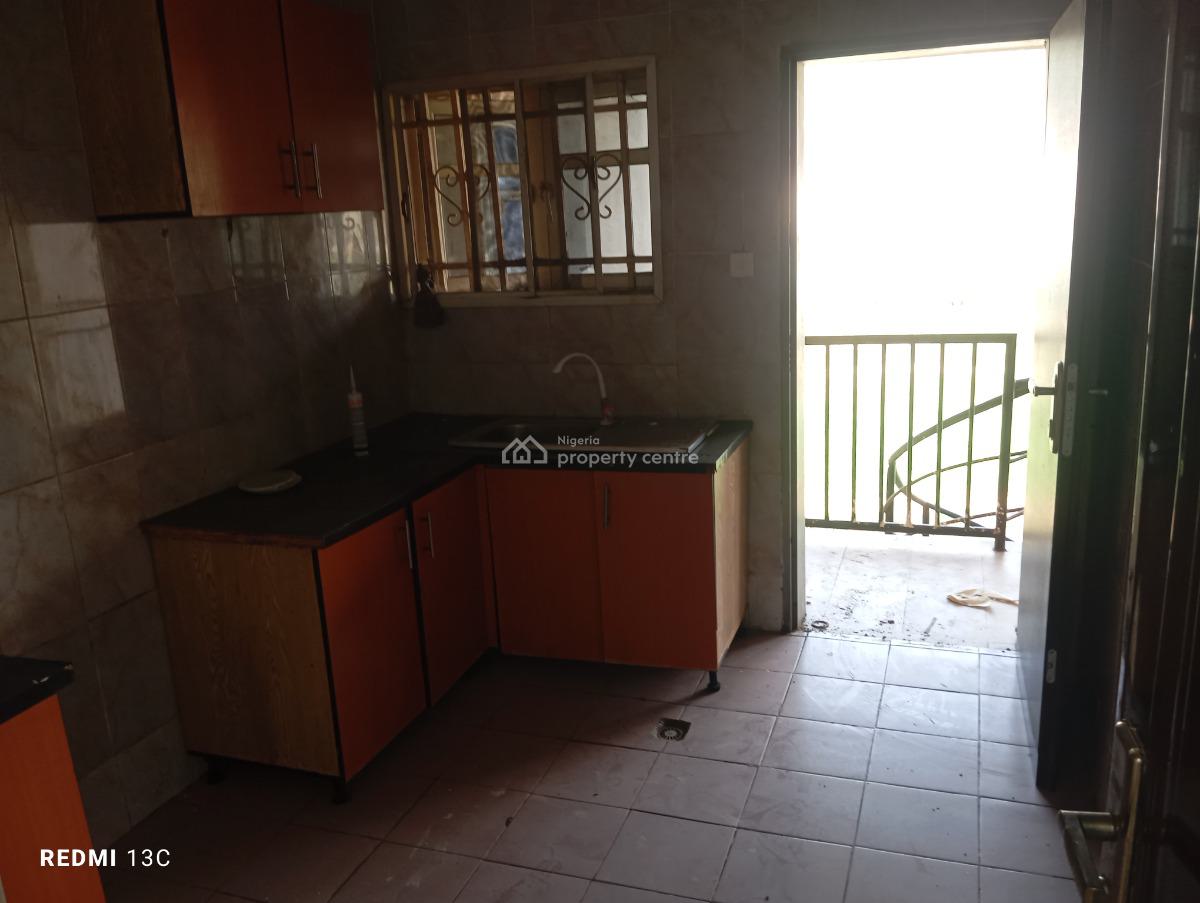 a Spacious Massive 2 Bedroom, News Engineering Extension Road, Dawaki, Gwarinpa, Abuja, Flat / Apartment for Rent