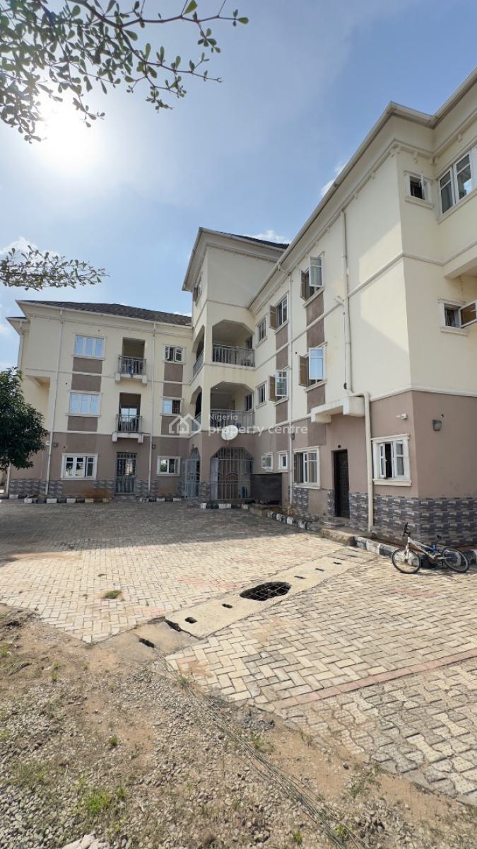 Newly Vacated 2 Bedroom Flat, Jabi, Abuja, Flat / Apartment for Rent