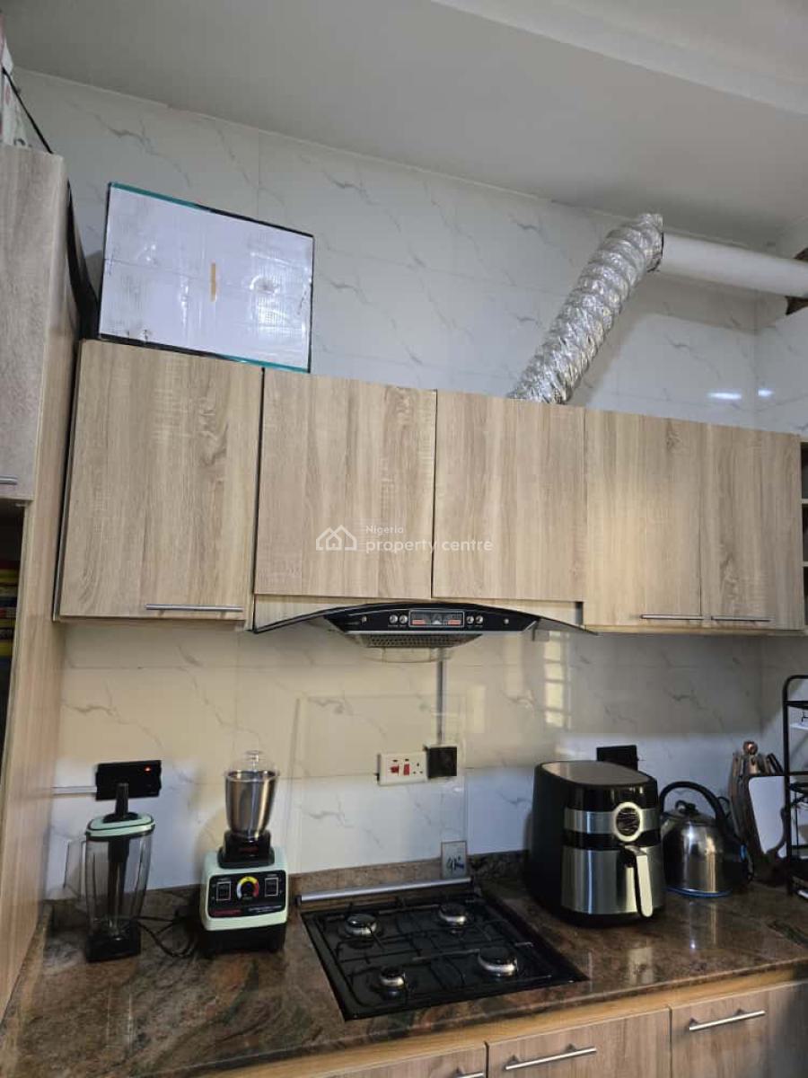 Beautiful 2bedrooms Apartment, Magodo, Gra Phase 1, Magodo, Lagos, Flat / Apartment Short Let