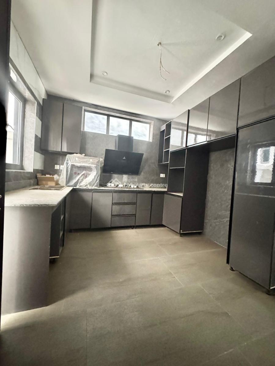 5 Bedrooms Luxury Detached Houses, Chevron Drive, Lekki Phase 2, Lekki, Lagos, Detached Duplex for Sale
