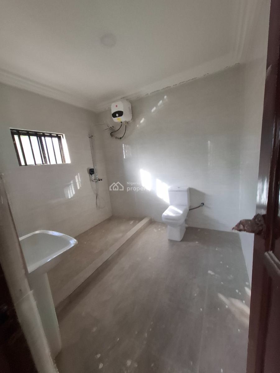 Standard 5 Bedroom with 2 Rooms Bq, Maitama District, Abuja, Detached Duplex for Rent